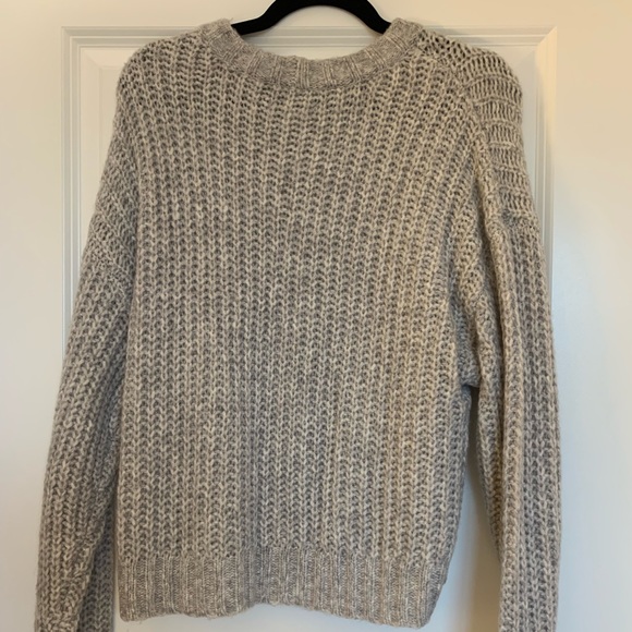 American Eagle Waffle Knot Gray Sweater - Picture 2 of 2
